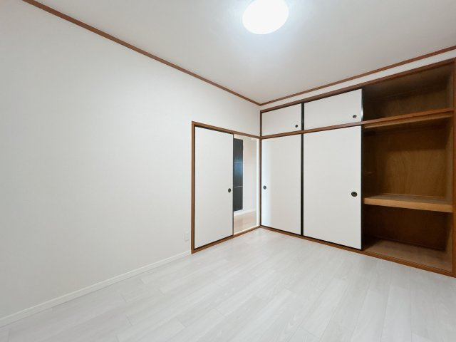 リフォーム済中古マンション　シャトレ愛松尾西　平成2年築の収納|納戸