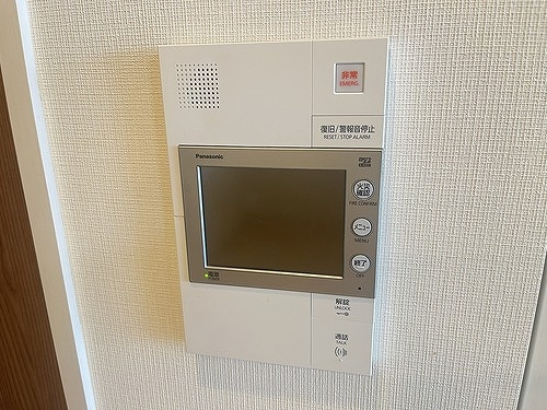 リビオ尼崎ＳＴＡＴＩＯＮ　ＣＩＴＹのセキュリティ|ＴＶモニタ付インターホン※退去後2026年8月撮影