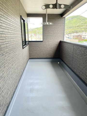 クレイドルガーデン姫路市広畑区才第８のバルコニー