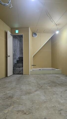 小山第１ビルの内装
