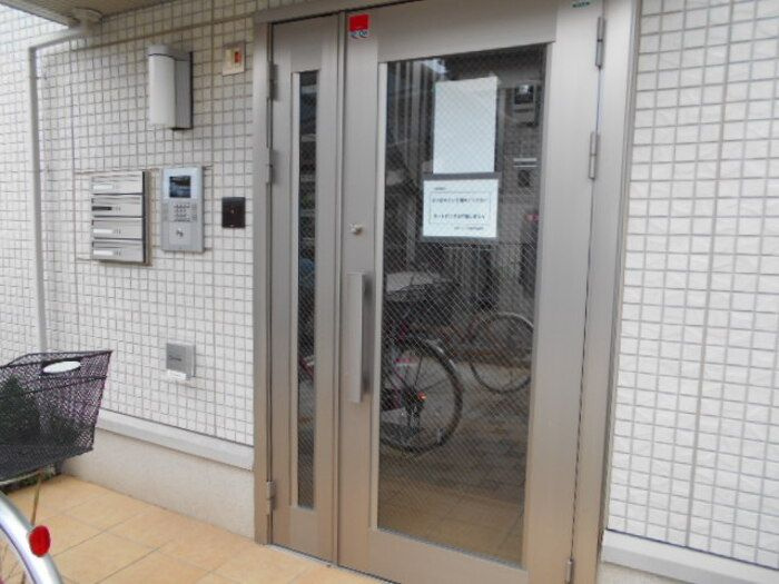 セジュール　yosｈiのエントランス