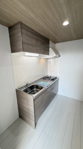 シャルール A棟のキッチン|リビングと分けて使えるのが嬉しいですね