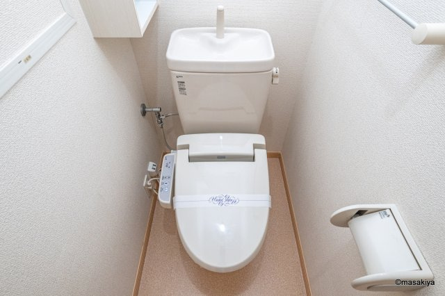 グレイス・チェスタ のトイレ