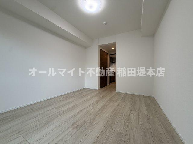 府中市分梅町２丁目の賃貸マンションの寝室