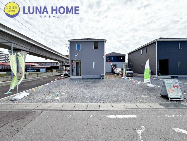 土浦市生田町第4　新築戸建　2号棟の駐車場