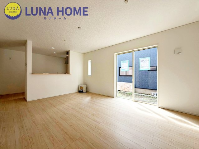 土浦市小松第7　新築戸建　1号棟の居間・リビング