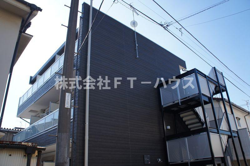 リブリ・レースパーク船橋法典の外観