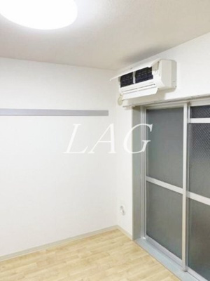 【居間・リビング】 | ハイタウン都立大学 | 洋室のお部屋です。