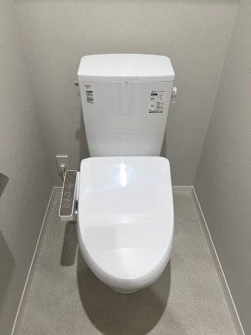 アルフラット山王Ａのトイレ|温水洗浄便座