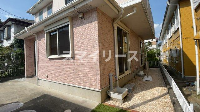 野田市山崎戸建のエントランス