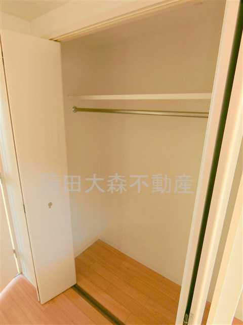 シエールグラン大森西の収納|収納　1メートル程の使いやすいクローゼット