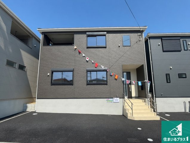■枚方市長尾峠町　第3期　新築一戸建ての外観|安心の10年保証！外観を美しく保ち、雨水で汚れを落とします！気になることがありましたら、お気軽にお問い合わせください！