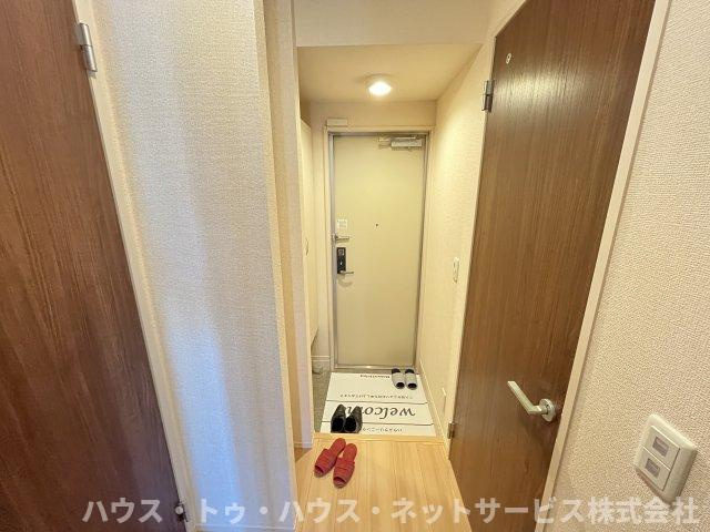 メゾンド　ベリタスの玄関