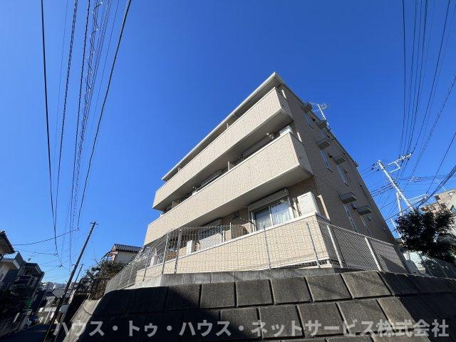 メゾンド　ベリタスの外観