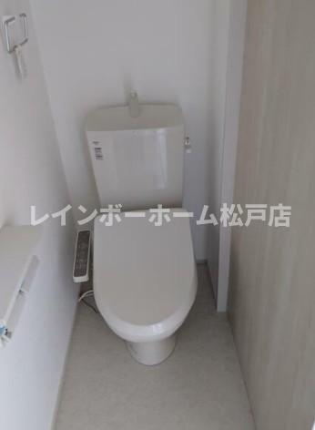 セナリオフォルム柏たなかのトイレ|落ち着いた色調のトイレです