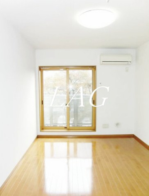 【居間・リビング】 | ヴィーナス | 洋室のお部屋です。