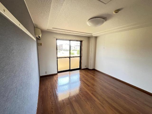 プチ・キャッスルの内装|洋室