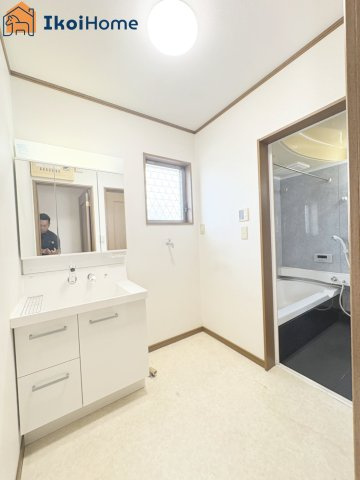 神戸市西区伊川谷町有瀬　中古戸建の洗面所|【ホームページに現地動画掲載中】●年中無休：当日予約可●洗濯パン未設置。設置依頼等も承っております