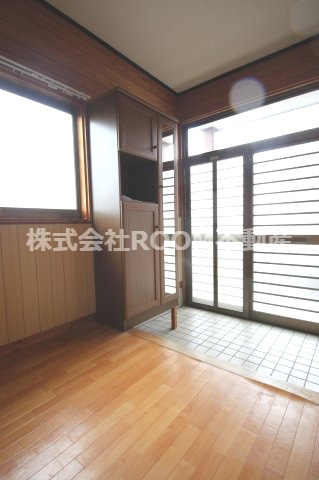 幸ヶ丘団地の玄関
