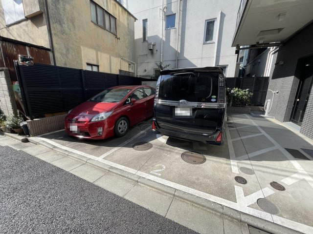 【駐車場】