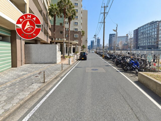 ウェルリバービュー天神の現況写真|前面道路含む現地の写真です。