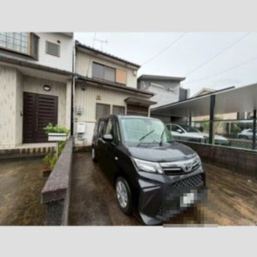 辻町3丁目戸建の駐車場