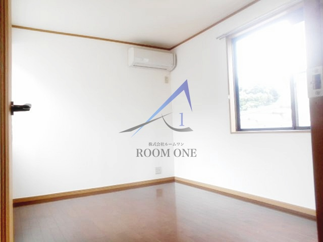 エスポワールＹの居間・リビング|洋室のお部屋です。