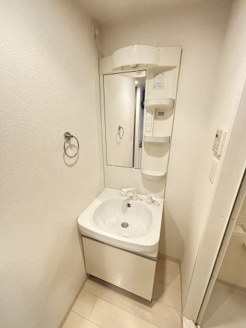 【洗面所】