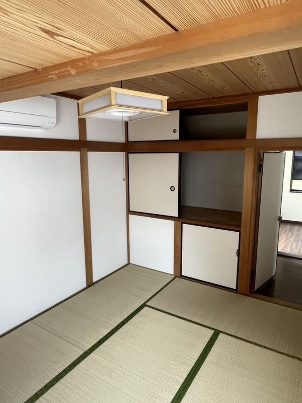 旭町２丁目戸建の収納