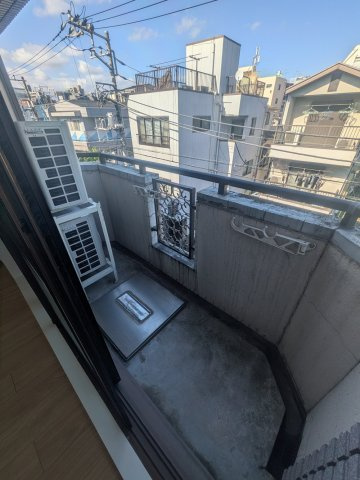 【バルコニー】