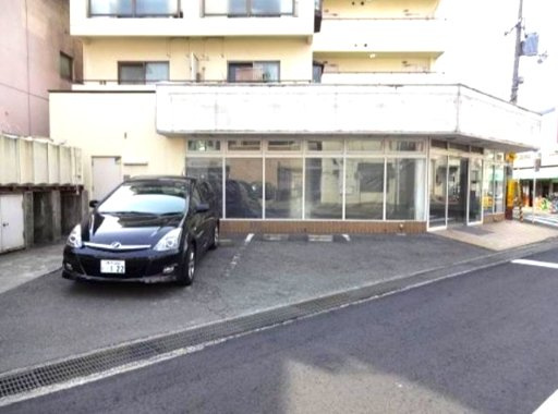ヴィラ大日町の外観