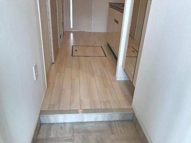 Ｒｕｃｏｔａ（ルコタ）の玄関|玄関からの様子です