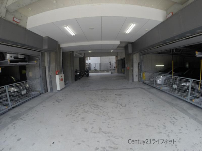 【駐車場】 | セレニテ新大阪2番館
