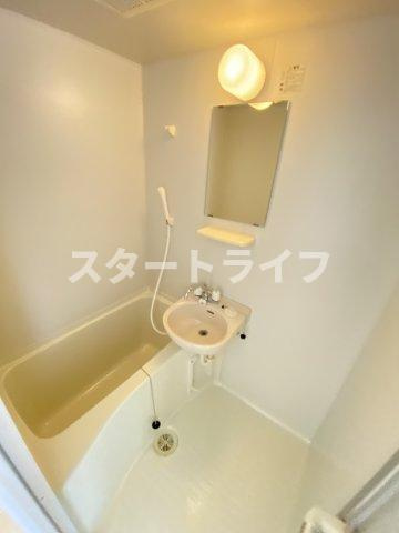 大阪市東淀川区東中島１丁目の賃貸マンションの浴室|参考写真
