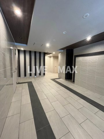 【エントランス】エムブイインプ新大阪 