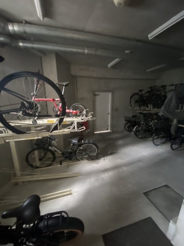 小田急コアロード広尾のその他共用部分|駐輪場写真