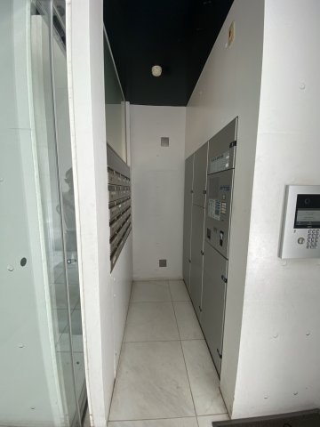 小田急コアロード広尾のその他共用部分|集合ポスト＆宅配ボックス