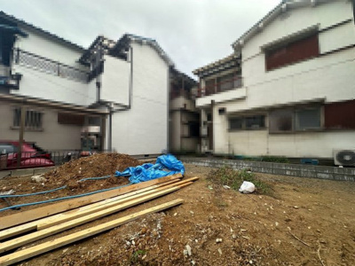 【外観】 | 土塔町２期　新築一戸建 | 約２．５帖のストレージルームをはじめ、随所に豊富な収納スペースを確保。居住空間に一層の開放感をもたらします♪