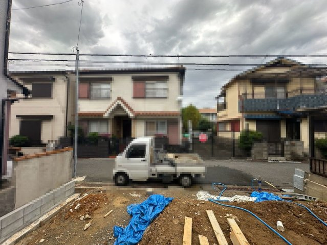 土塔町２期　新築一戸建の外観|玄関にシューズボックスありますよ！玄関周りもスッキリ片付きますね♪