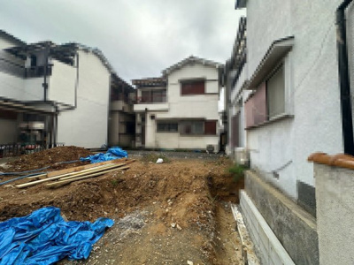 【前面道路含む現地写真】 | 土塔町２期　新築一戸建 | お客様にとって満足できる物件探しのお手伝いをさせていただきます。知識豊富なスタッフにお気軽にお問い合わせください。