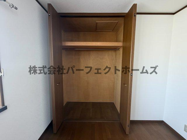 中神田町戸建　賃貸の収納|こまごまとしたものを収納できそうですね