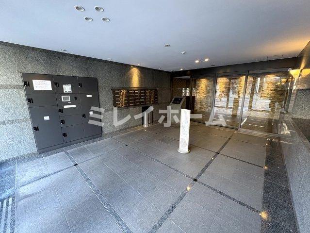 ルーブル多摩川九番館のエントランス