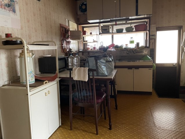 呼子殿ノ浦売家