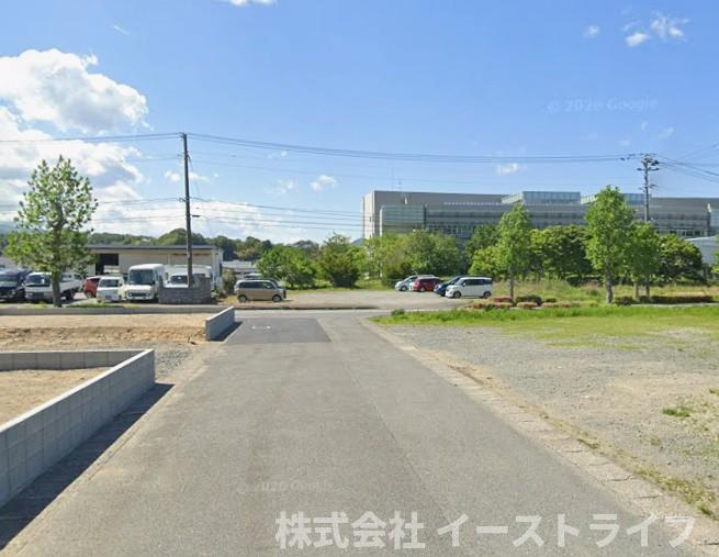 【新築戸建】　いわき市内郷高坂町第11の前面道路含む現地写真|北側15.9ｍ公道