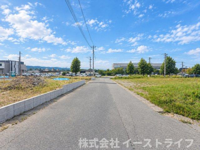 【新築戸建】　いわき市内郷高坂町第11の前面道路含む現地写真|北側5.9ｍ公道