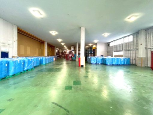 南新田１丁目倉庫の内装