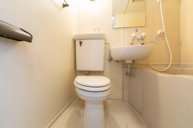 AP1476 メゾン・ド・祇園のトイレ|シンプルで使いやすいトイレです