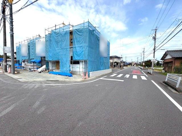 新築戸建　羽島郡岐南町八剣　全３区画分譲の前面道路含む現地写真|「現地（2026年9月25日）撮影」　
■前面道路　
■ヤマダ不動産　株式会社リライフ