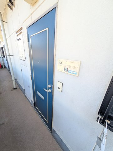 多摩モノレール上北台駅 サンクレスト中砂の玄関