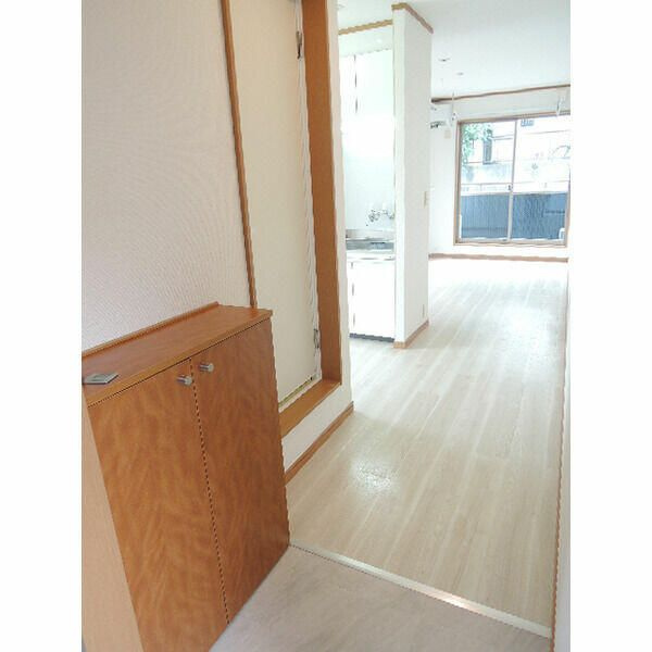 グランブルー・タカの玄関